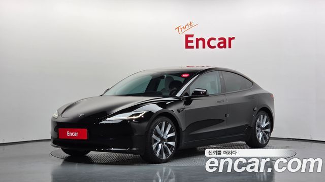 Tesla Model 3 RWD