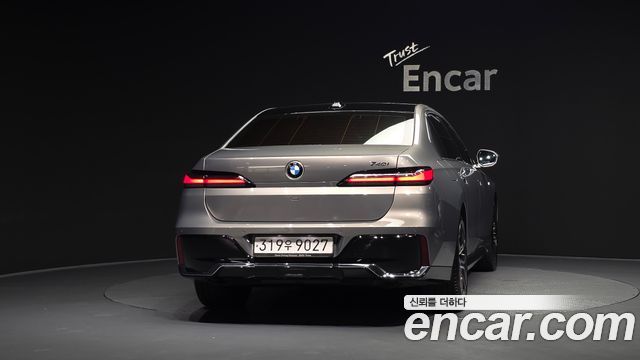 BMW 7 Series (G70) 740i sDrive M Sport 2023 — фото 4