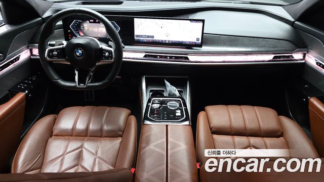 BMW 7 Series (G70) 740i sDrive M Sport 2023 — фото 7