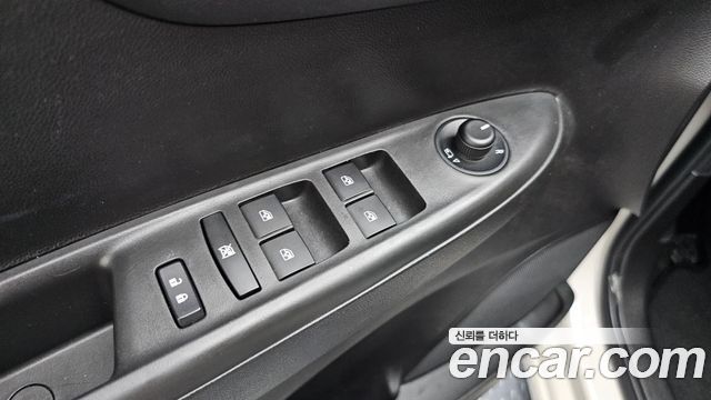 Chevrolet Spark LT 2019 — фото 20