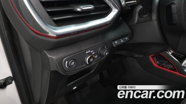 Chevrolet Trailblazer 1.3 Turbo 4WD RS 2021 — фото 28