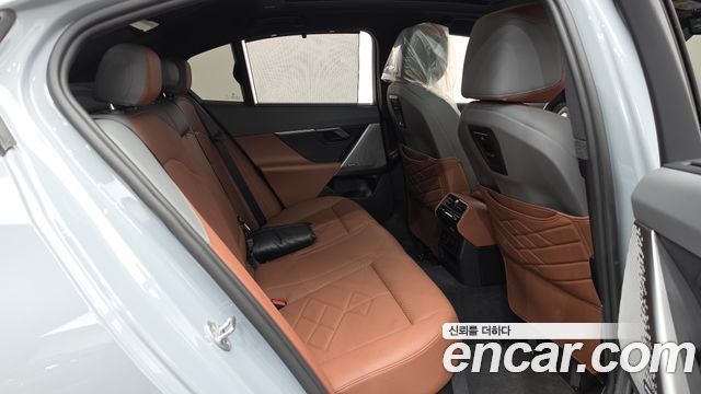 BMW 5 Series (G60) 530i xDrive M Sport 2025 — фото 15