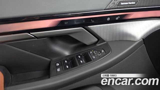BMW 5 Series (G60) 530i xDrive M Sport 2025 — фото 36