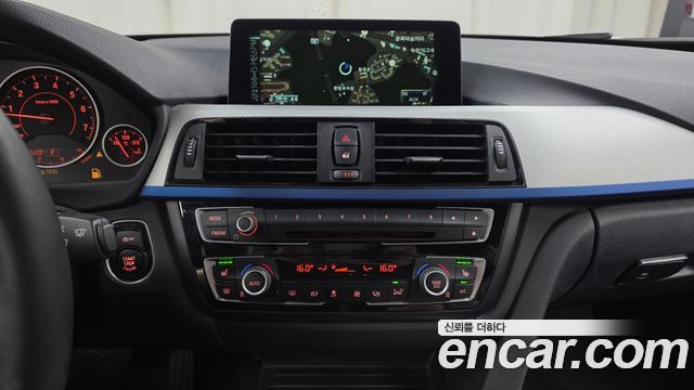 BMW 4 Series (F32) 428i M Sport Convertible 2016 — фото 16