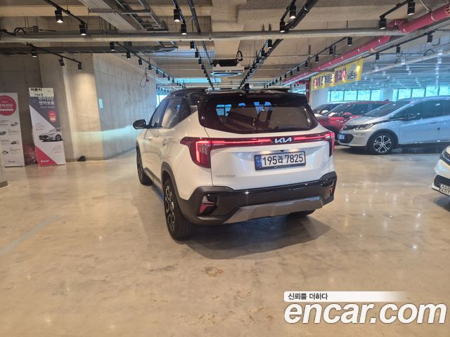 Kia Seltos Gasoline 2.0 2WD Gravity 2023 — фото 5