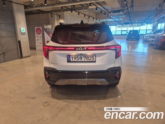Kia Seltos Gasoline 2.0 2WD Gravity 2023 — фото 7