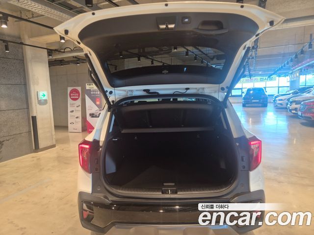 Kia Seltos Gasoline 2.0 2WD Gravity 2023 — фото 8