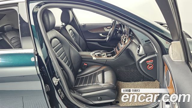 Mercedes-Benz C-Class (W205) C220 d 4MATIC Exclusive 2019 — фото 26