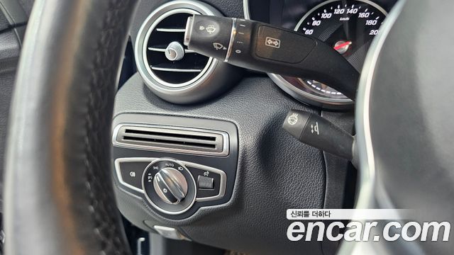 Mercedes-Benz C-Class (W205) C220 d 4MATIC Exclusive 2019 — фото 28