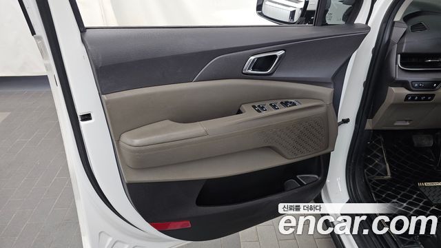 Kia Carnival (IV) HEV 9seater Nobless 2024 — фото 30