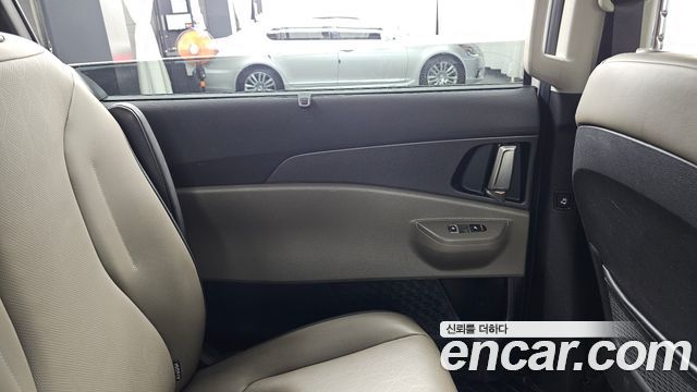 Kia Carnival (IV) HEV 9seater Nobless 2024 — фото 31