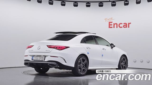 Mercedes-Benz CLA-Class (C118) CLA250 4MATIC 2021 — фото 2