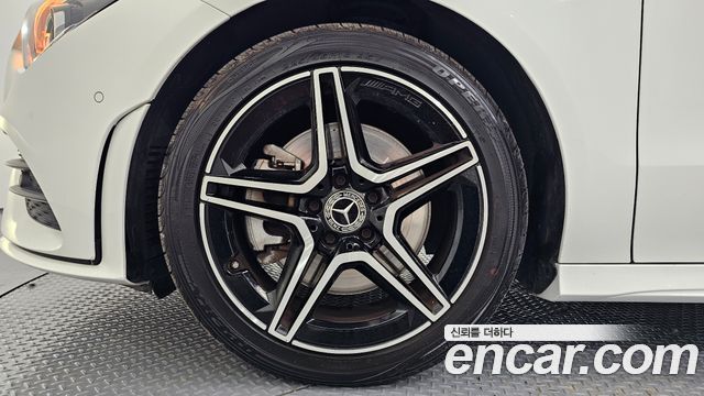 Mercedes-Benz CLA-Class (C118) CLA250 4MATIC 2021 — фото 5
