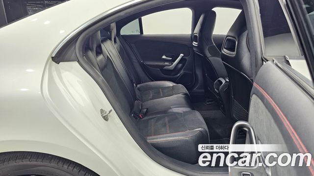 Mercedes-Benz CLA-Class (C118) CLA250 4MATIC 2021 — фото 12