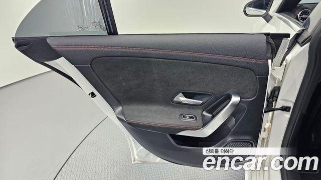 Mercedes-Benz CLA-Class (C118) CLA250 4MATIC 2021 — фото 25