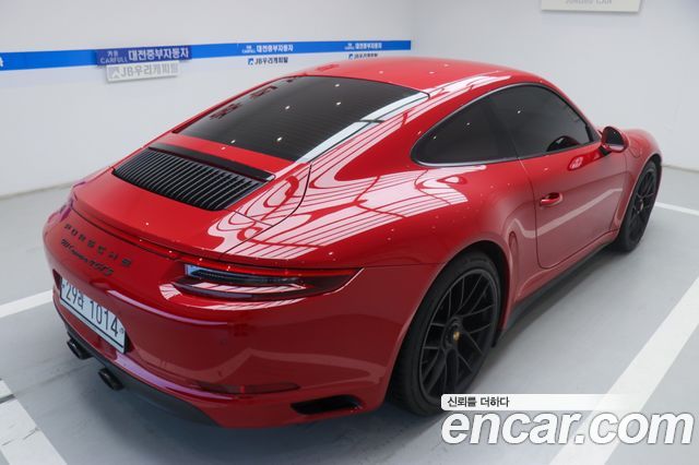 Porsche 911 Carrera 4 GTS 991 2019 — фото 3