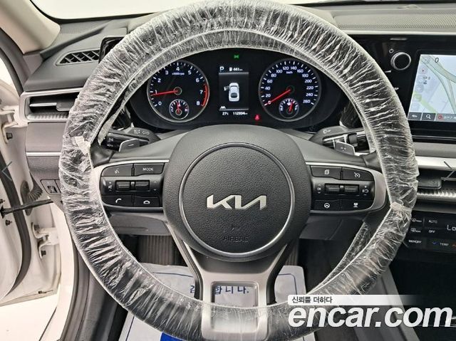Kia K5 (III) 2.0 Trendy 2023 — фото 7