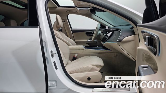 Mercedes-Benz E-Class (W214) E220d 4MATIC Exclusive 2024 — фото 26