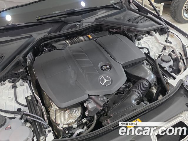 Mercedes-Benz E-Class (W214) E220d 4MATIC Exclusive 2024 — фото 6
