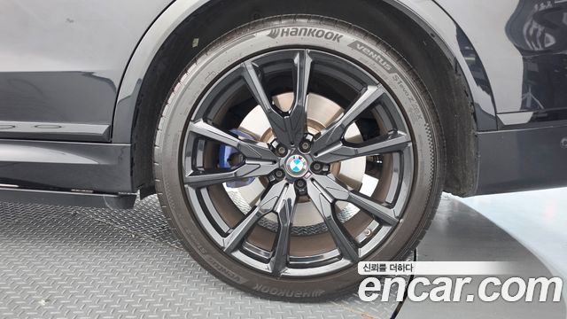 BMW X7 (G07) M60i xDrive M sport 6STR 2024 — фото 21