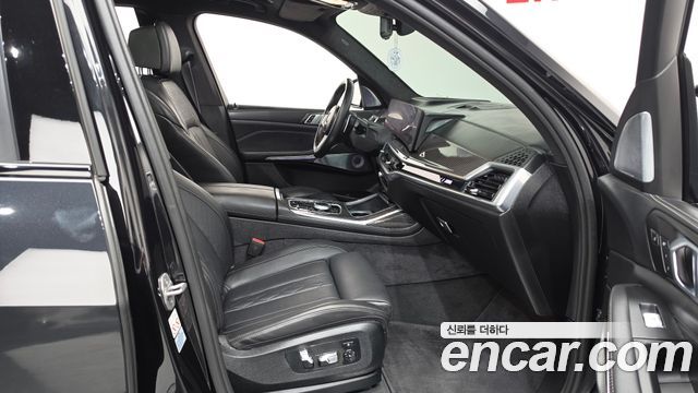 BMW X7 (G07) M60i xDrive M sport 6STR 2024 — фото 26