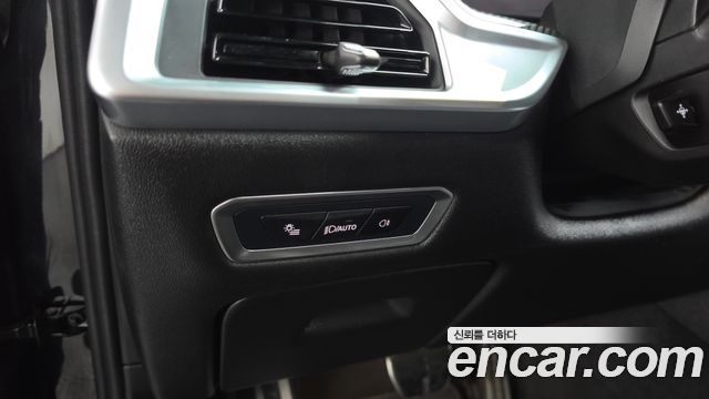 BMW X7 (G07) M60i xDrive M sport 6STR 2024 — фото 28