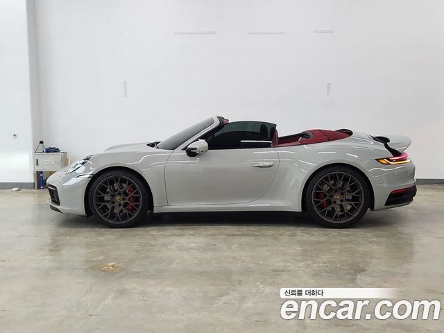 Porsche 911 (992) Carrera 4S Cabriolet 2024 — фото 3