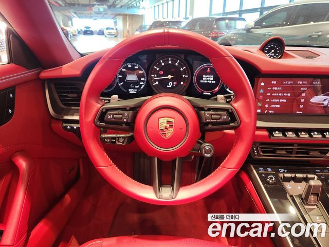 Porsche 911 (992) Carrera 4S Cabriolet 2024 — фото 10