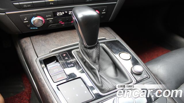 Audi A6 35 TDI Premium C7 2018 — фото 9