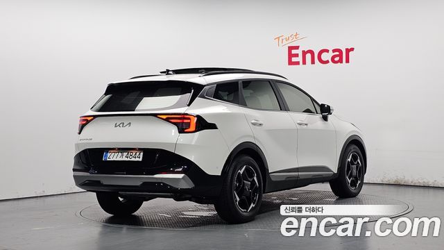 Kia Sportage (V) Gasoline 1.6 Turbo 2WD Signature 2025 — фото 2