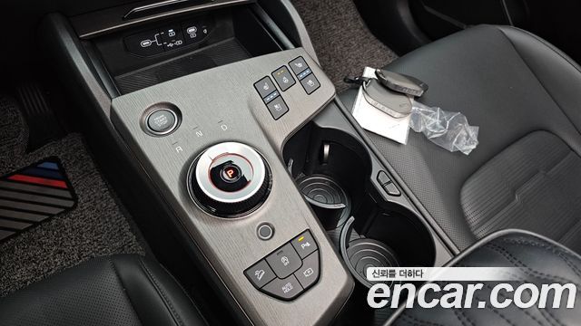 Kia Sportage (V) Gasoline 1.6 Turbo 2WD Signature 2025 — фото 9