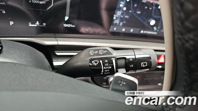 Kia Sportage (V) Gasoline 1.6 Turbo 2WD Signature 2025 — фото 30