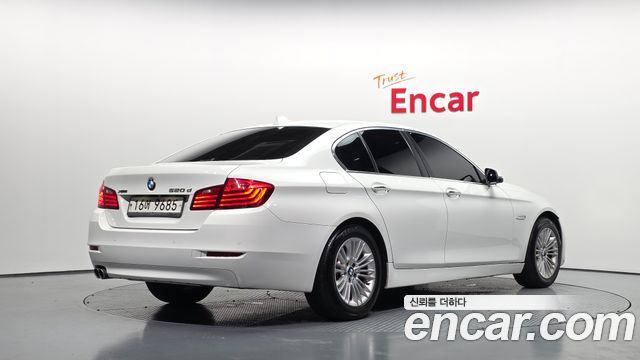 BMW 5 Series (F10) 520d xDrive 2014 — фото 2