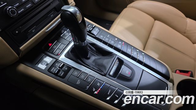 Porsche Macan 3.0 S Diesel 95B 2017 — фото 9