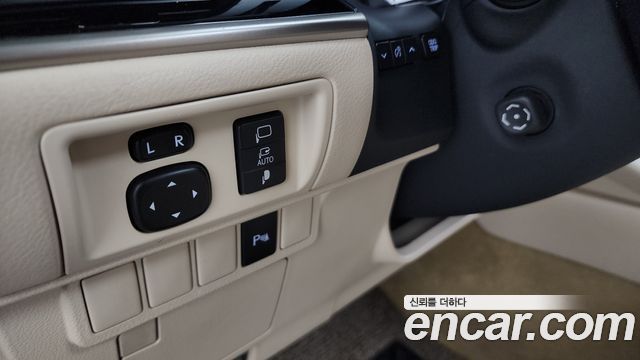 Lexus ES300h premium XV60 2015 — фото 17