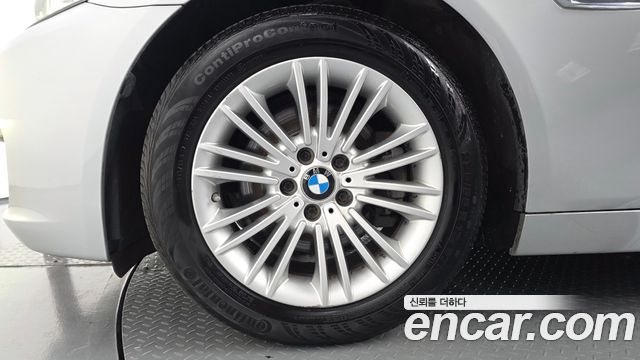BMW 5 Series (F10) 520d 2015 — фото 5