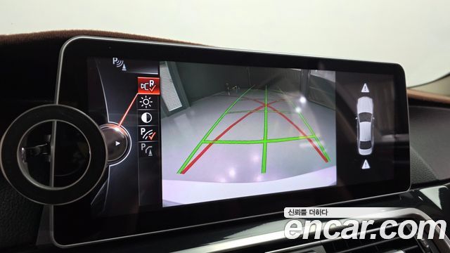 BMW 5 Series (F10) 520d 2015 — фото 15