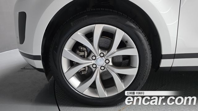 Land Rover Range Rover Evoque (II) P250 SE 2022 — фото 5