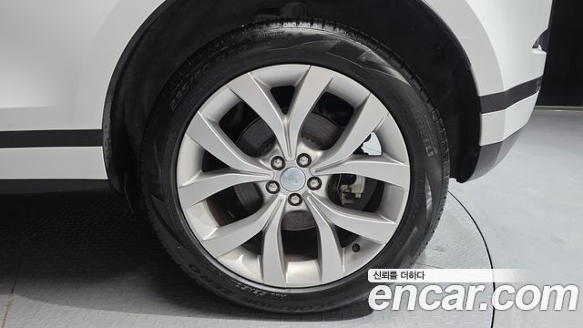 Land Rover Range Rover Evoque (II) P250 SE 2022 — фото 21