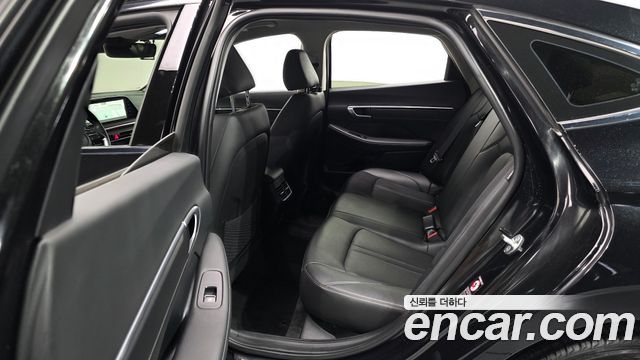 Hyundai Sonata (DN8) 2.0 Premium Plus 2022 — фото 16