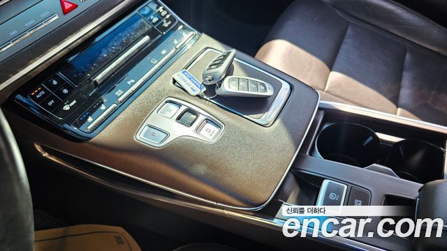 Hyundai Grandeur (IG) 3.3 Exclusice 2021 — фото 9