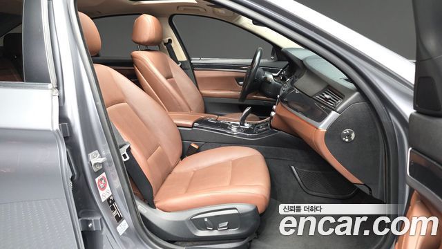 BMW 5 Series (F10) 520d 2015 — фото 11