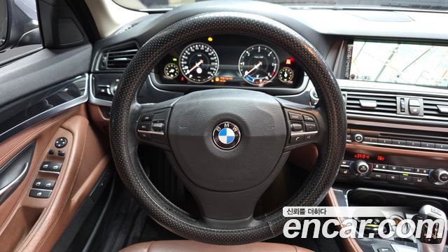 BMW 5 Series (F10) 520d 2015 — фото 13