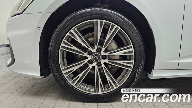 Audi A6 (C8) 40 TDI Quattro Premium 2021 — фото 5