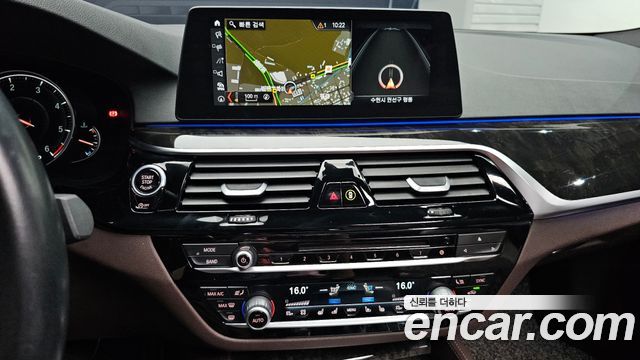 BMW 5 Series (G30) 530d M Sport Package 2017 — фото 17