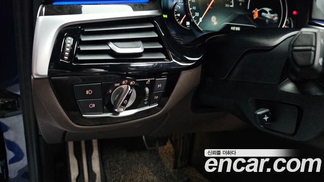 BMW 5 Series (G30) 530d M Sport Package 2017 — фото 41