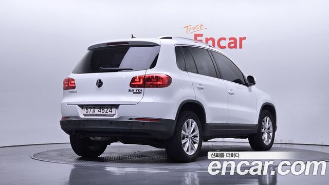 Volkswagen Tiguan 2.0 TDI Comfort 5N 2016 — фото 2