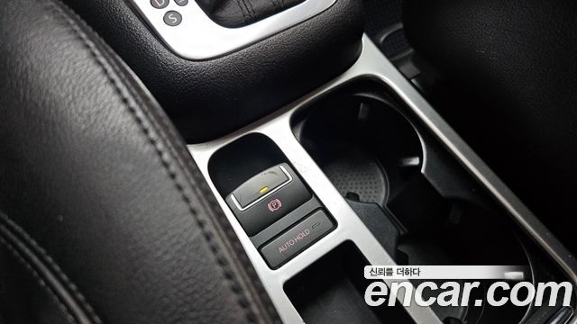 Volkswagen Tiguan 2.0 TDI Comfort 5N 2016 — фото 18