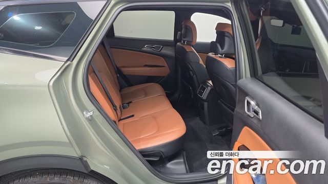 Kia Sportage (V) Gasoline 1.6 Turbo 2WD Signature Gravity 2022 — фото 11