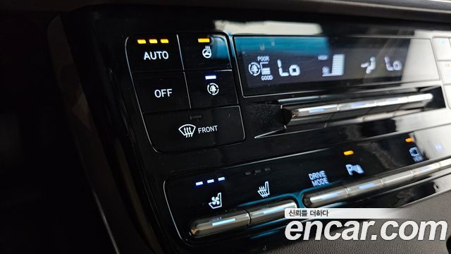 Hyundai Grandeur (IG) 2.5 Exclusice 2022 — фото 16